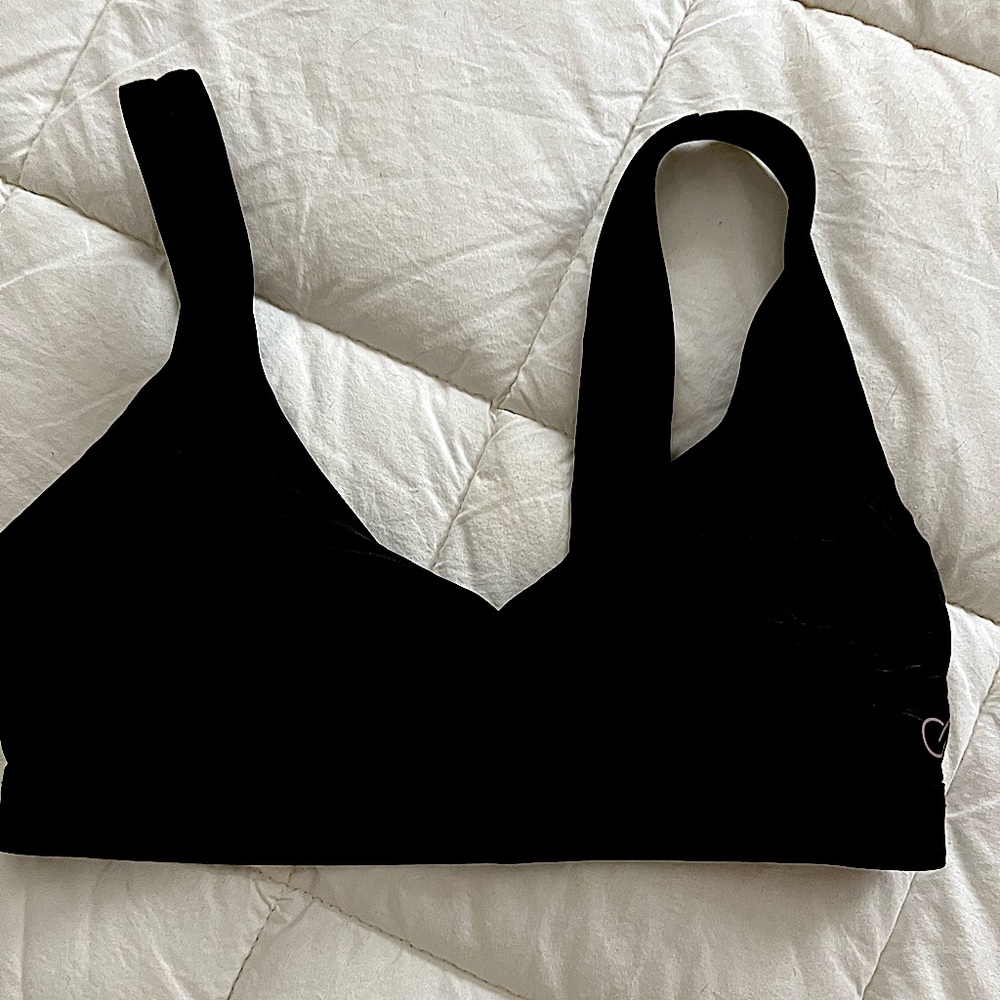 CALIA by Carrie new with tags black women’s criss cross sports bra